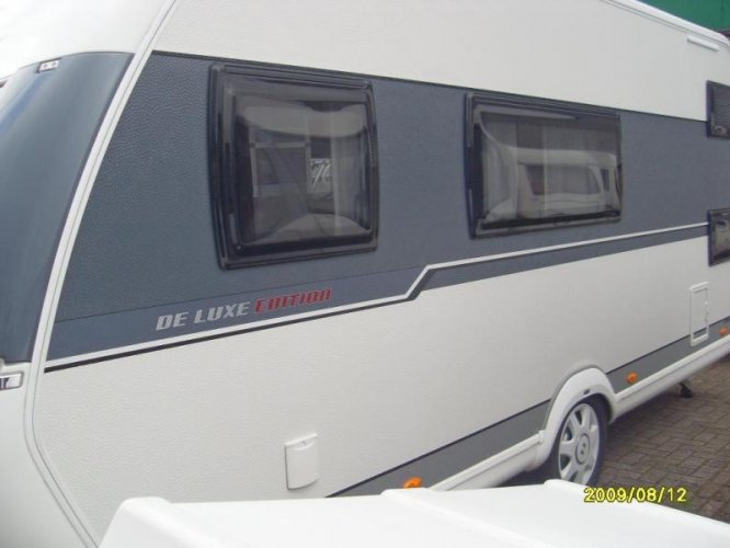 Hobby De Luxe 490 KMF 6 slaapplaatsen KMFE 