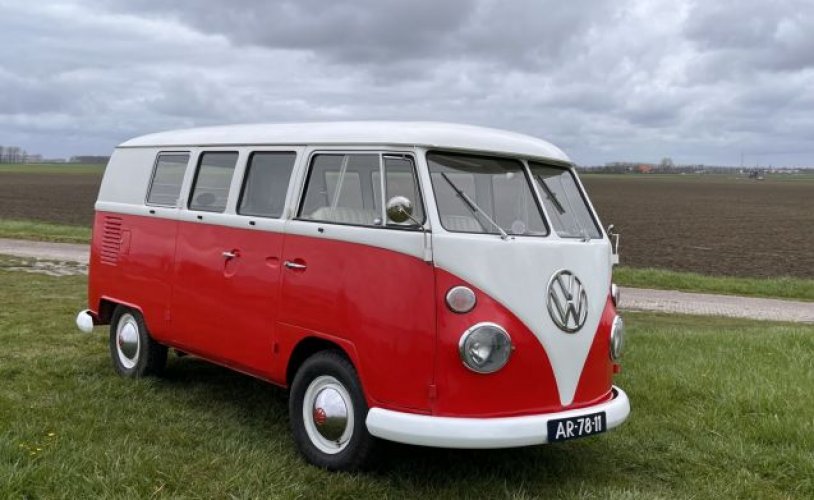 Volkswagen 2 pers. Volkswagen camper huren in Kloetinge? Vanaf € 218 p.d. - Goboony foto: 1