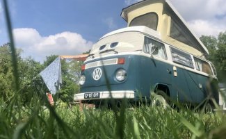 Volkswagen 4 pers. Volkswagen camper huren in Hardinxveld-Giessendam? Vanaf € 158 p.d. - Goboony