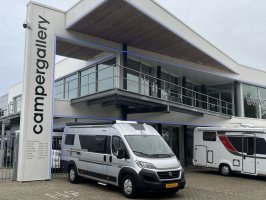 Adria Adria Twin 640 SLB ENKELE BEDDEN + AUTOMAAT ZONNEPANEEL