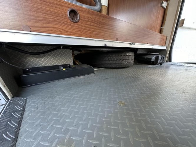 Hymer B 614 SL - ZÒNDER HEFBED  foto: 5