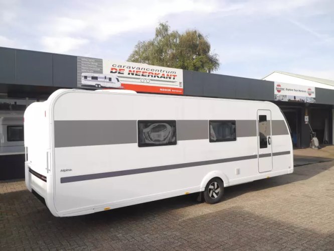 Adria Alpina 663 HT Aktie € 1800.- Korting 