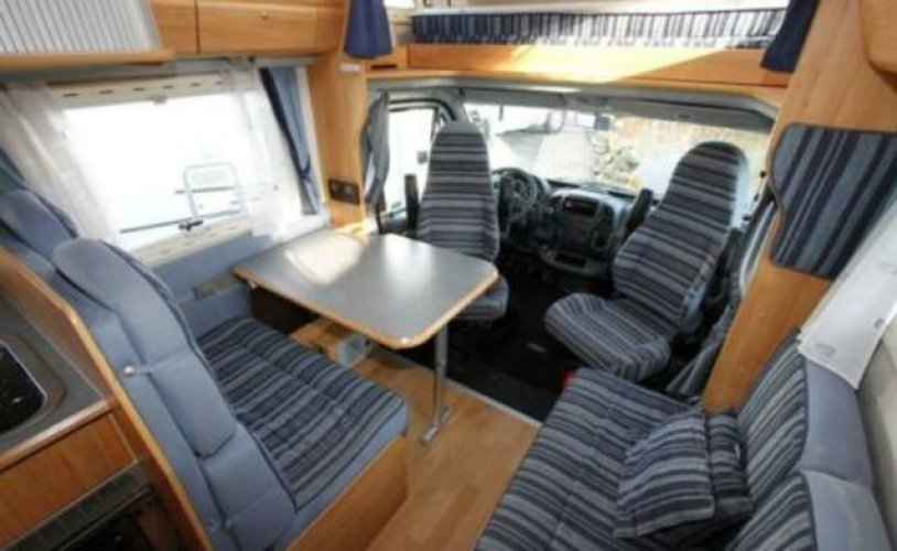 Adria Mobil 6 pers. Rent Adria Mobil motorhome in Amsterdam? From € 80 pd - Goboony photo: 1