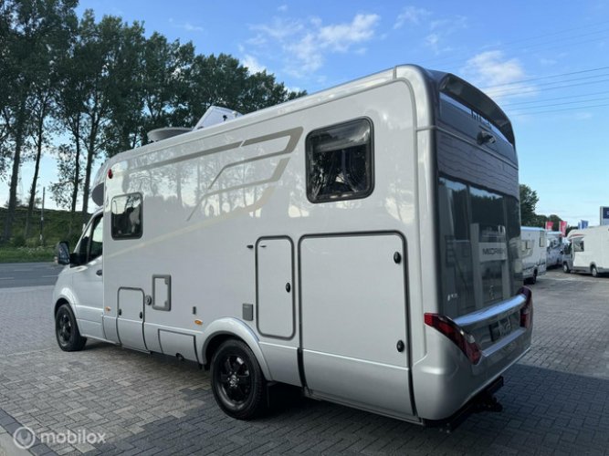 Hymer B MC-T 580 177PK Automaat Enkele Bedden Silver Line Lithium Luifel