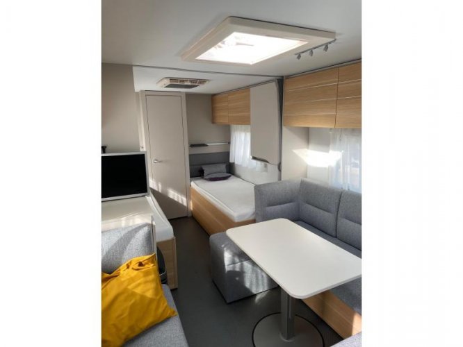 Adria Adora 613 HT 2021 | Enkele bedden  foto: 8