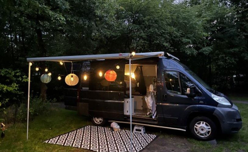 Fiat 2 pers. Fiat camper huren in Den Haag? Vanaf € 85 p.d. - Goboony