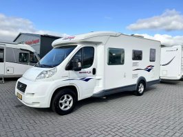 Challenger Genesis 38 vastbed/2xAirco/Euro-4 