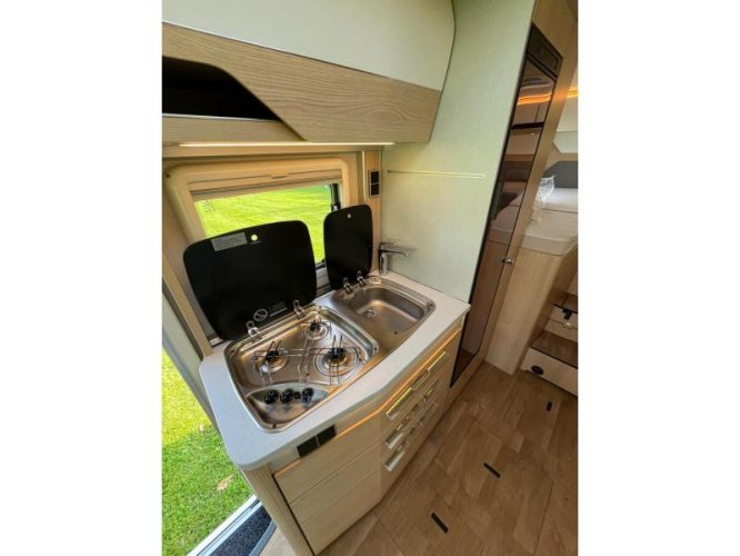 Hymer BMC-I 580 177 PK automaat / ACC / hefbed  foto: 12