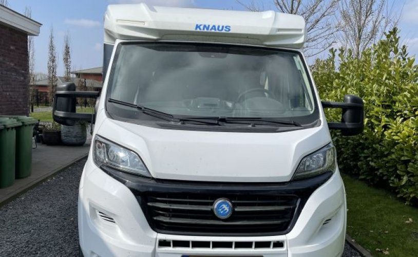 Knaus 3 pers. Rent a Knaus motorhome in Arcen? From €152 pd - Goboony photo: 0