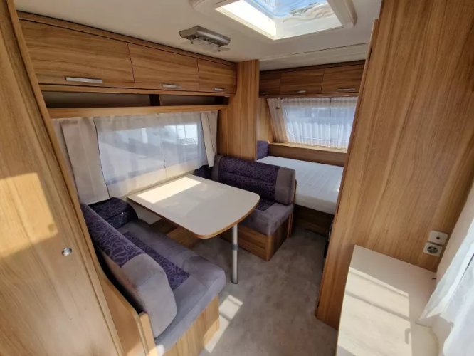 Caravelair Allegra 420 4 persoons  foto: 8