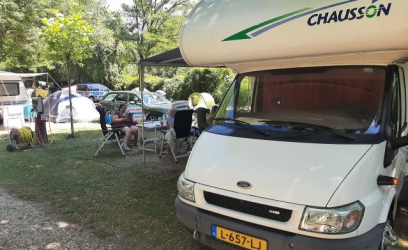 Ford 6 pers. Ford camper huren in Zwolle? Vanaf € 86 p.d. - Goboony hoofdfoto: 1