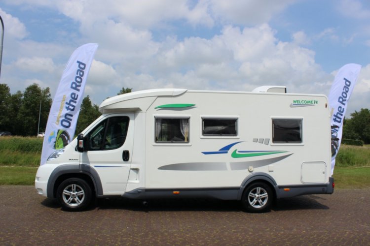 Chausson Welcome 70, 2.3 MultiJ 130 PK, Motor / Dak airco, Half-integraal, Zit groep met 2 draaistoelen, Fransbed, Bj. 2007 Marum (GR) foto: 36