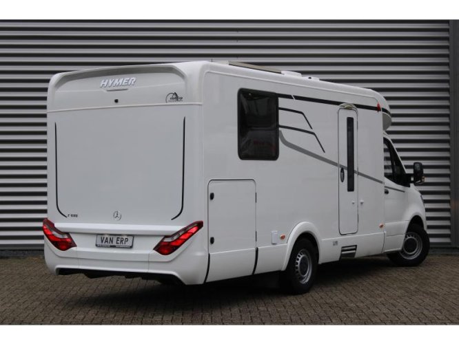 Hymer T695 S Mercedes Queensbed 1 