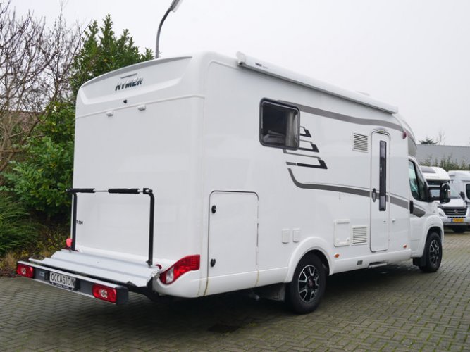 Hymer Tramp T 598 GL Queensbed, Hefbed, Scooter / Fietsendrager! foto: 23
