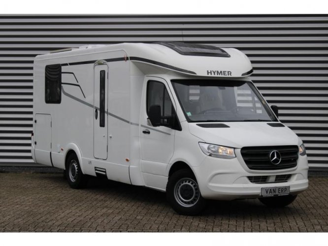 Hymer T695 S Mercedes Queensbed 190PK  hoofdfoto: 1