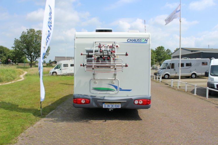 Chausson Welcome 70, 2.3 MultiJ 130 PK, Motor / Dak airco, Half-integraal, Zit groep met 2 draaistoelen, Fransbed, Bj. 2007 Marum (GR) foto: 39