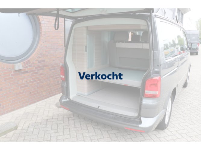 Volkswagen California T5 GP Comfortline 2.0 TDI 103kw/140 PK foto: 8