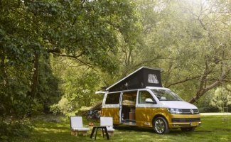 Volkswagen 4 pers. Volkswagen camper huren in Stolwijk? Vanaf € 176 p.d. - Goboony