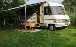 Hymer 4 pers. Rent a Hymer camper in Slootdorp? From €64 pd - Goboony