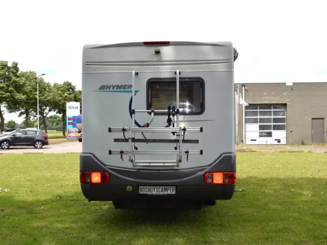 Hymer B584 Bar-zit Hefbed langebank 