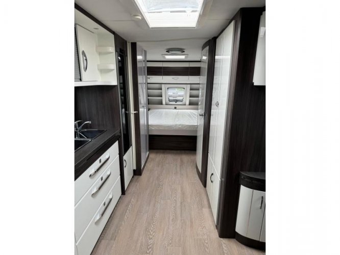 Hobby Prestige 650 UFF 2024 | Queensbed  foto: 11