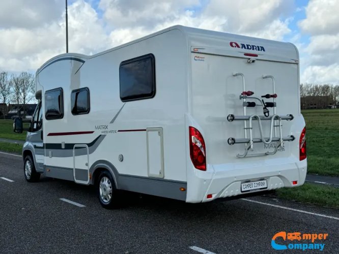 Adria Matrix Axess M 670 SC Queensbed / 5 persoons  foto: 7