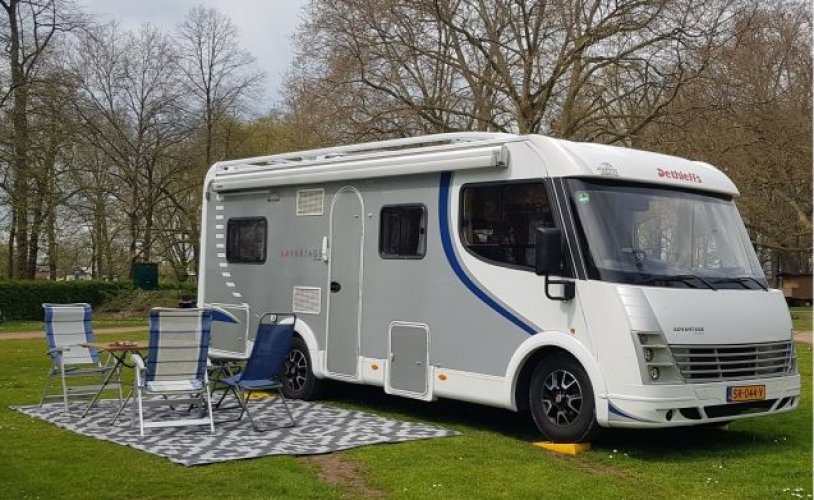 Dethleffs 4 pers. Rent a Dethleffs camper in Steenwijk? From € 84 pd - Goboony photo: 0
