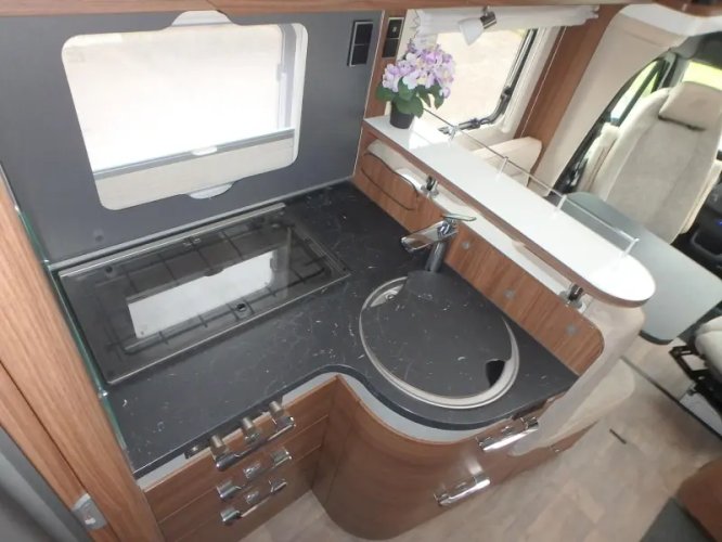 Hymer BMC-T 680 ENKELE BEDDEN  foto: 12