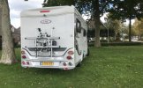 LMC 3 pers. Rent a LMC camper in Oirschot? From € 69 pd - Goboony photo: 3