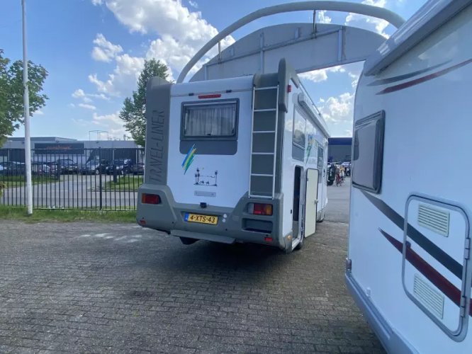 Knaus Traveller 710 G 6 pers hefbed garage  foto: 22