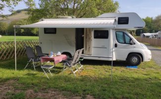 Hobby 6 pers. Rent a hobby camper in Spakenburg? From €90 per day - Goboony