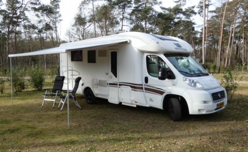 Mc Louis 4 pers. Louer un camping-car McLouis à Nieuwegein ? A partir de 135 € pj - Goboony photo : 0