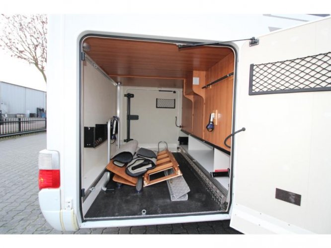 Hymer B674 SL Enkele bedden + Hefbed  foto: 6