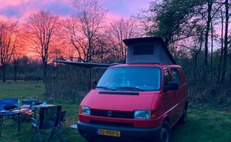Volkswagen 2 pers. Volkswagen camper huren in Almere? Vanaf € 55 p.d. - Goboony