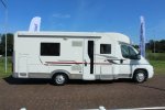 Adria Coral S 670 SLT , Halve-dinette, zijbank ,  2 draaistoelen, enkele-bedden- laag , airco, Bj. 2010 Marum ( Groningen ) foto: 38