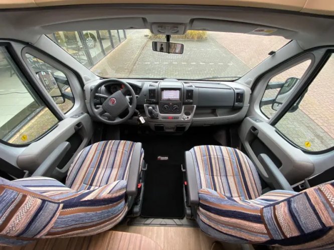 Chausson Welcome 78 Queensbed 63000 km 2010  foto: 15