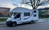 McLouis 6 pers. Want to rent a McLouis camper in De Bilt? From €79 per day - Goboony photo: 3