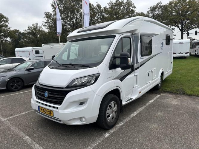 Knaus Vansation 650 MEG zonnepaneel / bearlock 