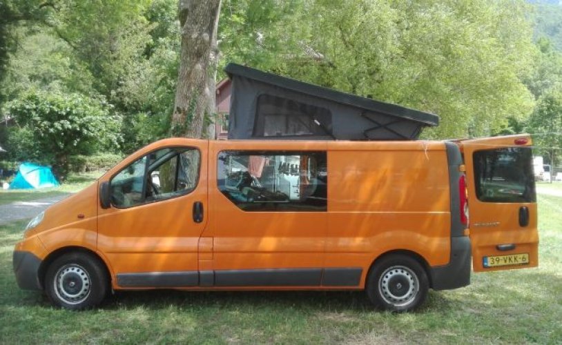 Other 4 pers. Renault Trafic camper huren in Utrecht? Vanaf € 109 p.d. - Goboony hoofdfoto: 1