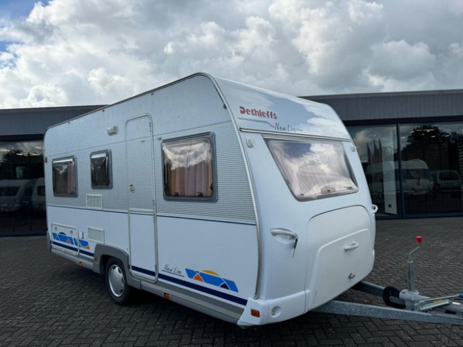 Dethleffs Camper 440 DB, VOORTENT hoofdfoto: 1