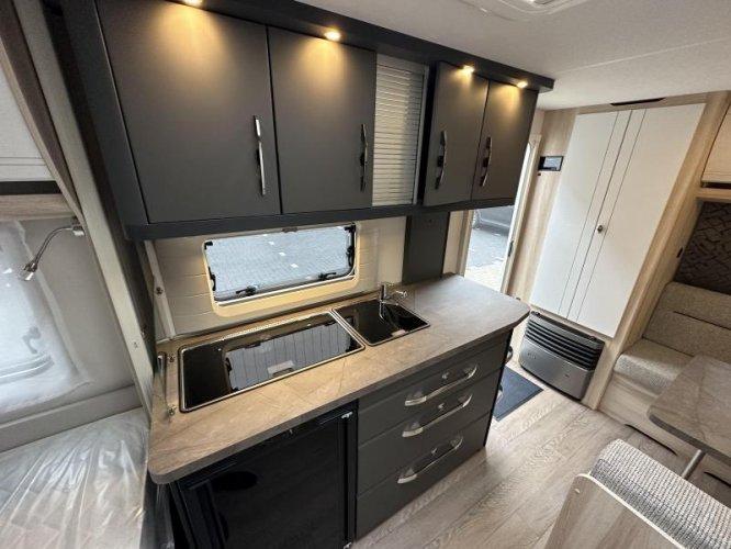 Hobby De Luxe 440 SF  foto: 7