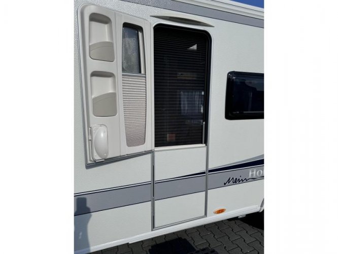 Hobby Excellent 490 KMF -Stapelbed-Mover-Voortent  foto: 17