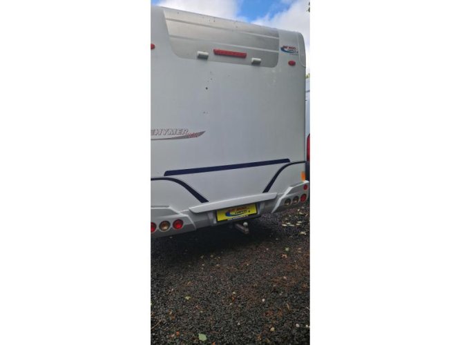 Hymer Van 572 Enkele bedden  foto: 15