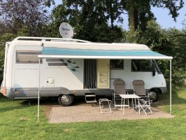 Hymer S700