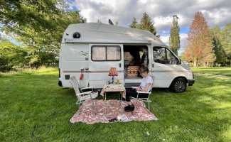 Ford 2 pers. Rent a Ford camper in Ouderkerk aan de Amstel? From €73 pd - Goboony