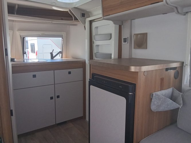 Eriba Touring 320 Legend CARAVAN DEALS foto: 6