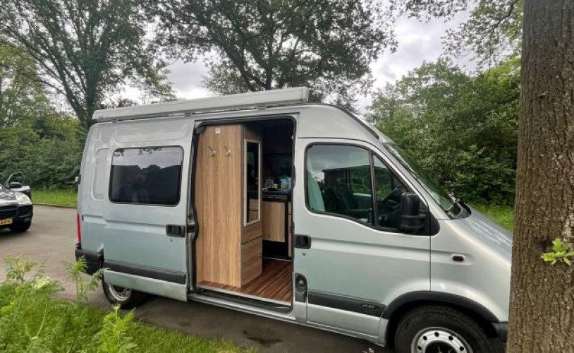 Renault 2 pers. Renault camper huren in Glimmen? Vanaf € 61 p.d. - Goboony