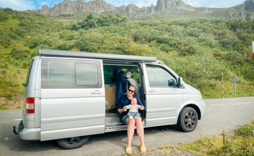 Volkswagen 4 pers. Louer un camping-car Volkswagen à Voorburg ? À partir de 91 € pj - Goboony photo : 1