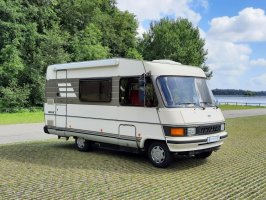 Hymer B522