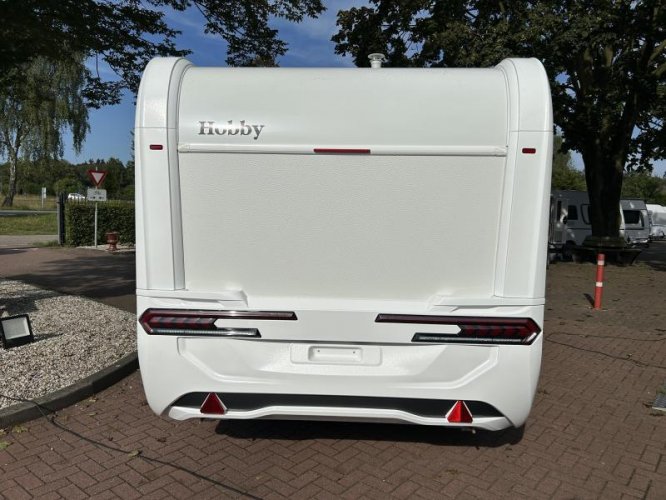 Hobby De Luxe 460 LU Model 2025! Gratis Mover! 